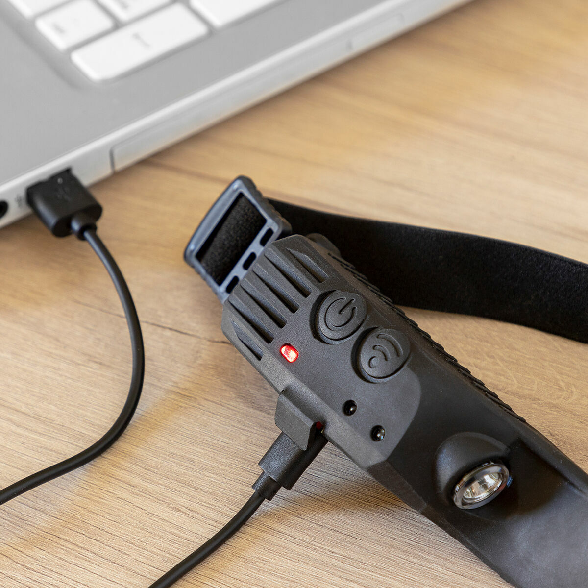 V11HCDC821A6F72D7D8A90DA564447E83C3BR5222737P7