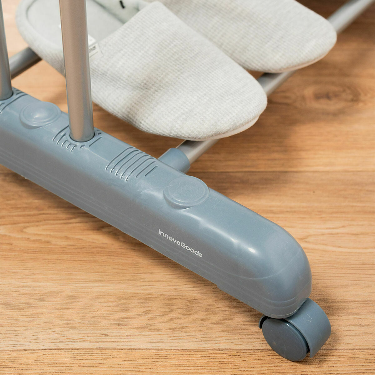 V4HE01A4306B496A2A513227BD83241244CR5826232P5