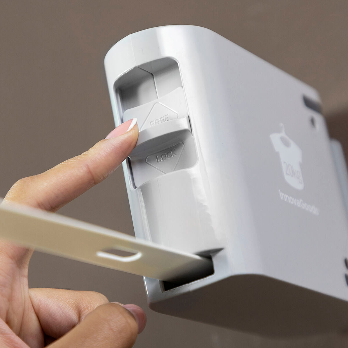 V13HED85D6E3033E211A56D21F7CE8E4ADEAR5674379P3